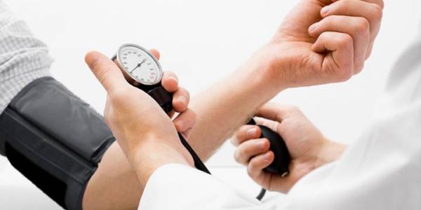 Cómo combatir la presión arterial alta de forma natural