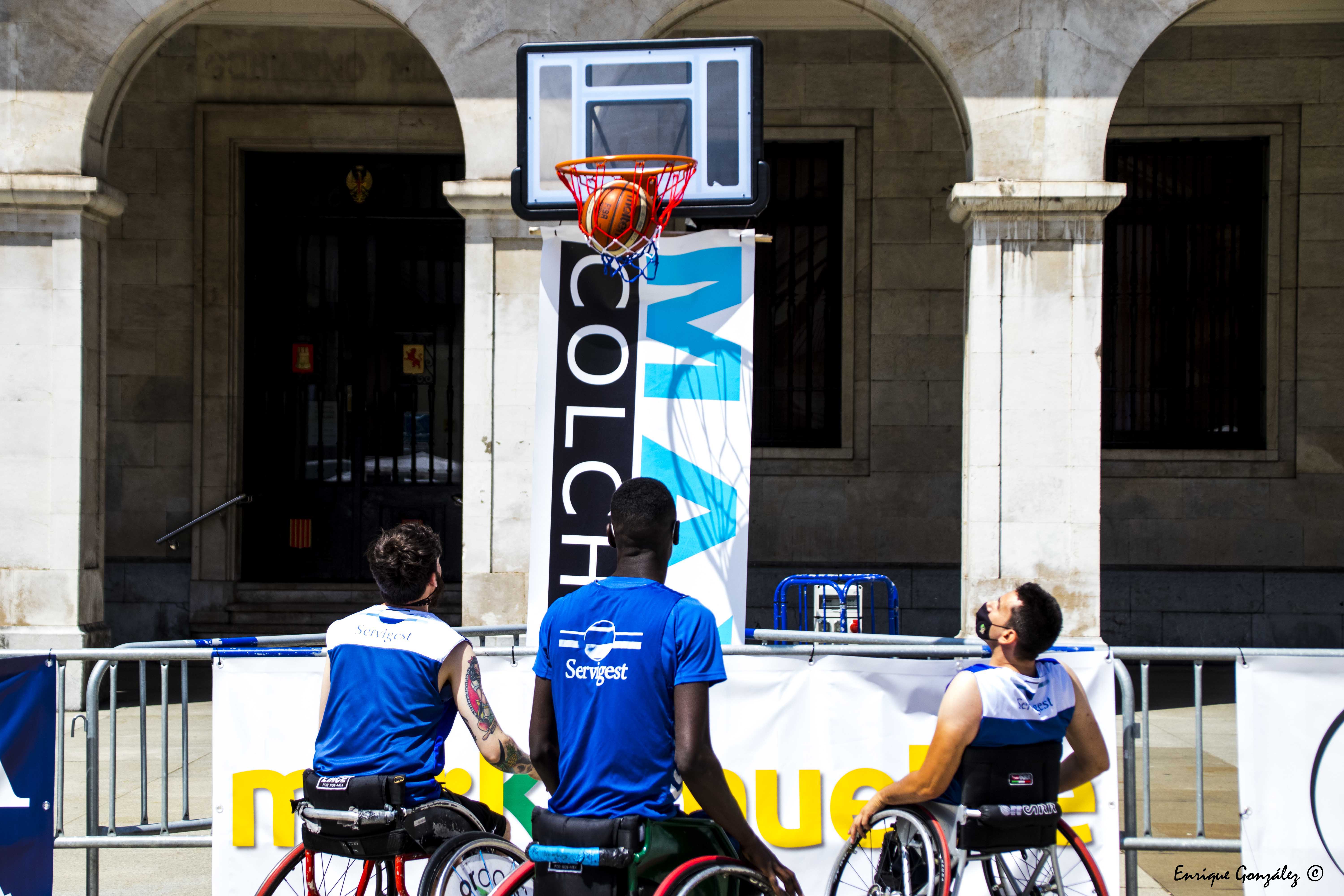 El baloncesto en silla de ruedas cuenta con un gran palmarés en España / Enrique González
