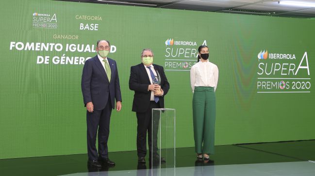 El presidente de Iberdrola, junto a Carolina Marín / Diario AS