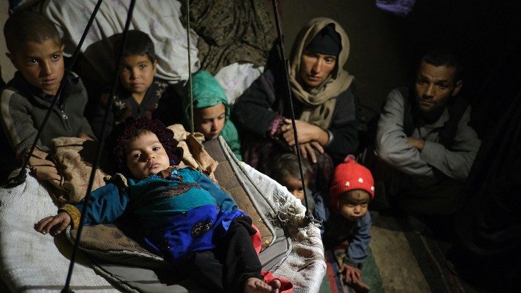 Organizaciones como Unicef aseguran que mueren 9 niños al día a causa de la guerra / Vatican News
