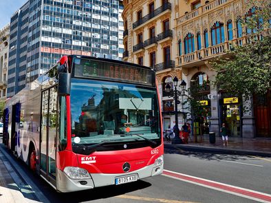 El transporte público ha caído en pandemia / El País