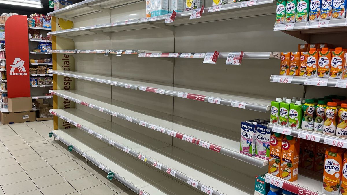 Las asociaciones de consumidores avalan las medidas del Gobierno de cara a un posible desabastecimiento / El Periódico de Aragón