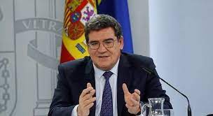 El Gobierno sube las pensiones un 0,9% y las mínimas un 1,8% para 2021: supondrá un coste de casi 1.500 millones de euros