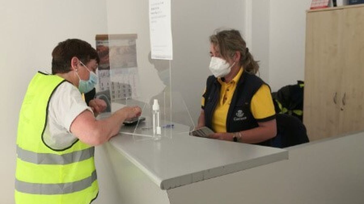 Los trámites en las oficinas de Correos serán más rápidos gracias a la informatización / Diario de Almería