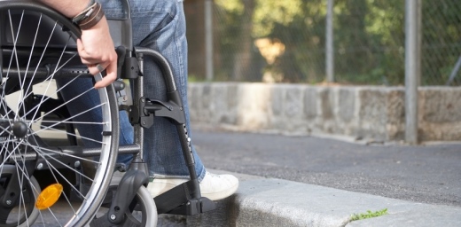 Persona usuaria de silla de ruedas