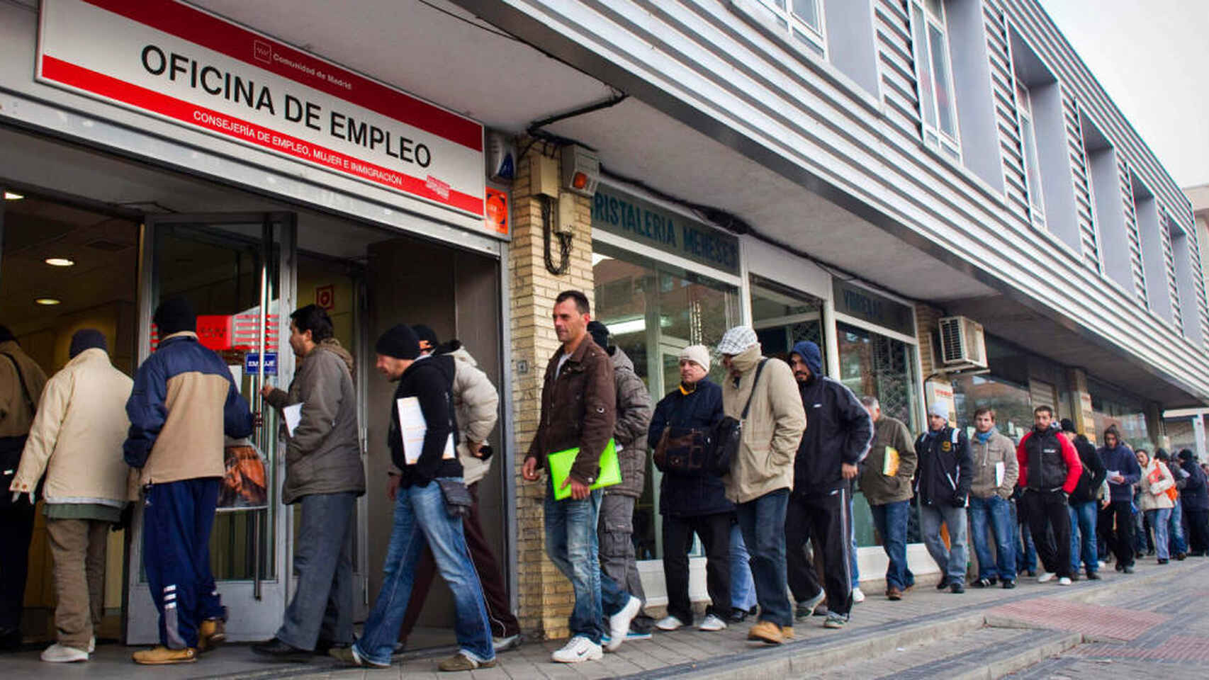 La falta de empleo salpica principalmente a los jóvenes tras la crisis del Covid / El Español