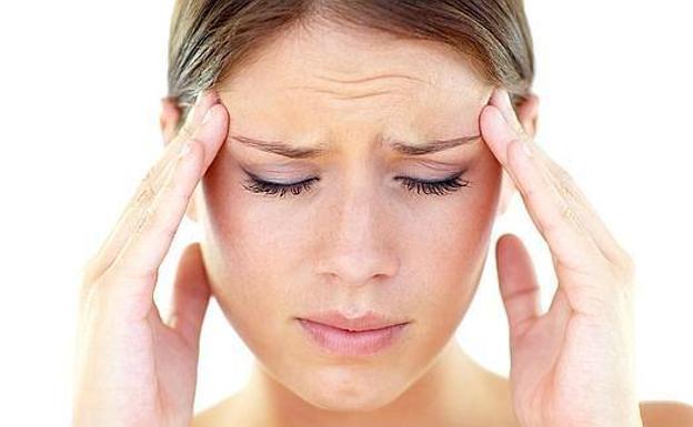 El dolor de cabeza es uno de los síntomas más repetidos del COVID-19 / La Verdad
