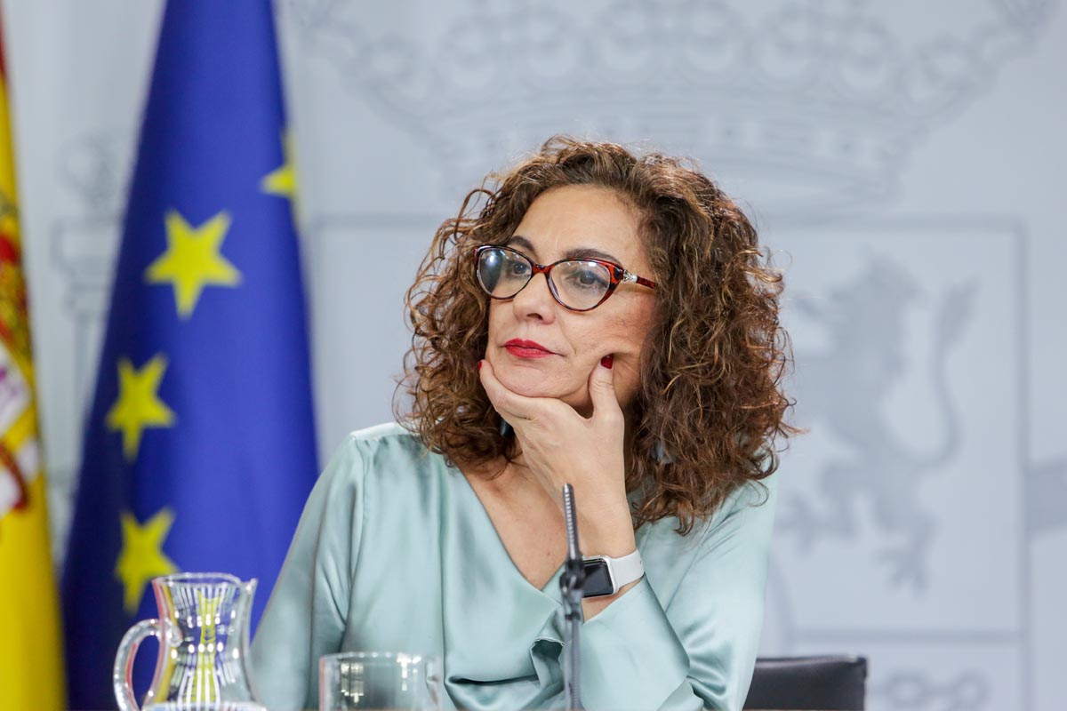 La portavoz del Gobierno, María Jesús Montero, durante una rueda de prensa / Diario Público