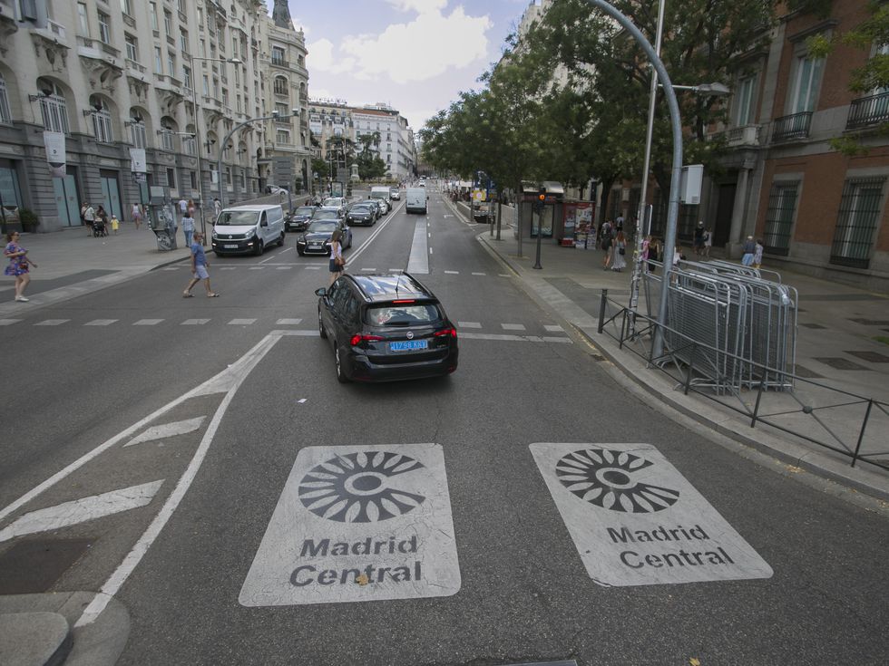 Almeida ha perfilado el Nuevo Madrid Central gracias a Recupera Madrid / El País