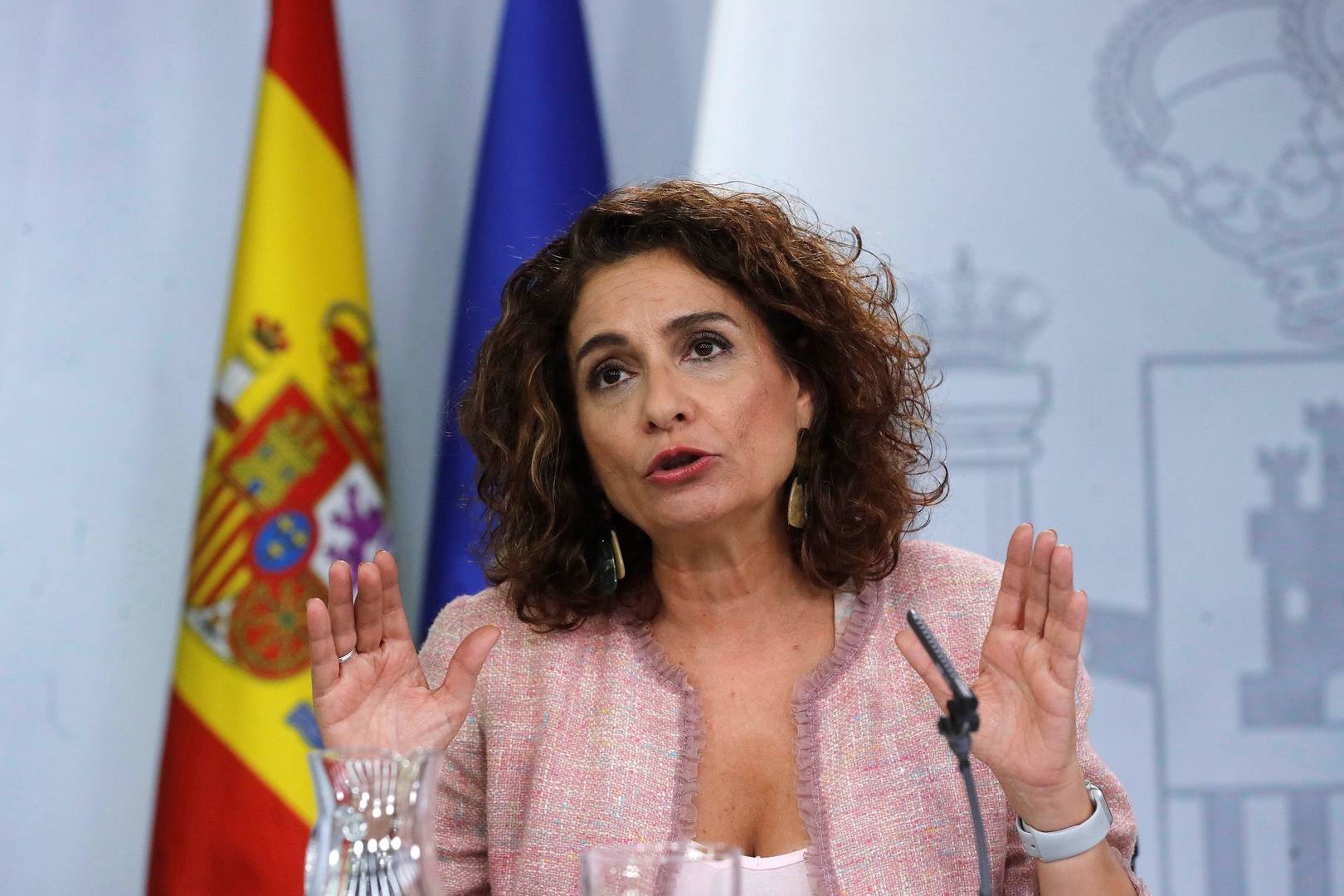 La ministra portavoz, María Jesús Montero, ha anunciado el IVA de las mascarillas / Libertad Digital
