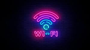 Todas  las personas conectan sus dispositivos a través de una conexión WiFi / Computerhoy