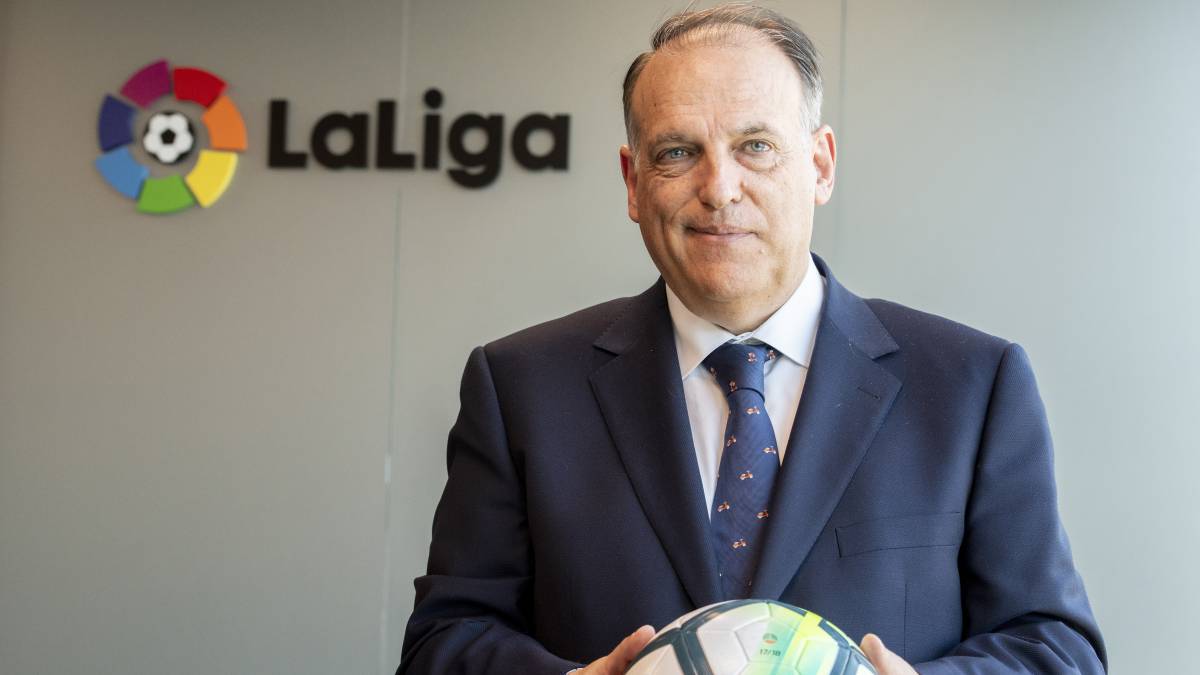 Javier Tebas en las oficinas de LaLiga / AS