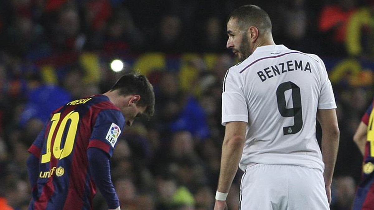 Messi y Benzema durante un Clásico / SPORT