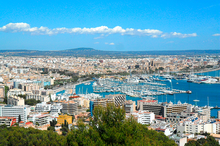 Palma y Barcelona son las dos ciudades españolas que optan a ciudad más accesible / Revista Travelling
