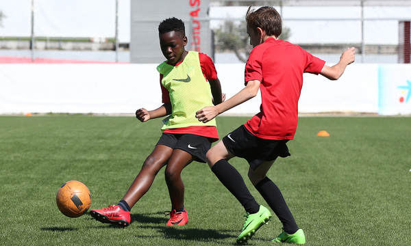 La Fundación Atlético de Madrid ha comenzado con 45 niños su primera escuela de fútbol adaptado / Yotambien.mx