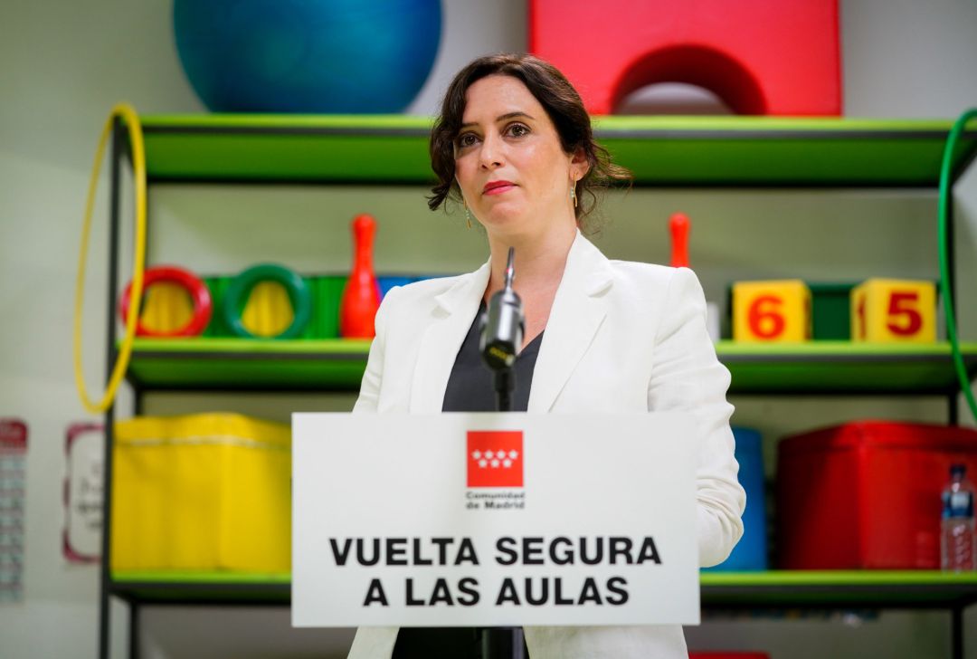 Isabel Díaz Ayuso presenta la vuelta segura a las aulas / Cadena SER