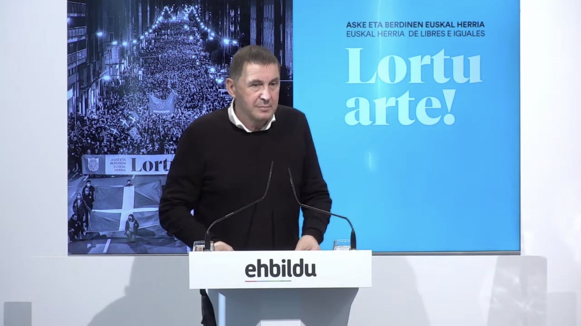 El coordinador general de EH Bildu, Arnaldo Otegi, anuncia el Sí a los PGE 2022 / Diario 16