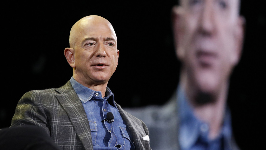 Jeff Bezos dejará de ser el CEO de Amazon desde hoy / Actualidad RT