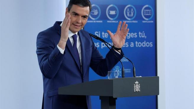 Pedro Sánchez asegura que a final del verano llegaremos al 70 % de población vacunada / 20 Minutos