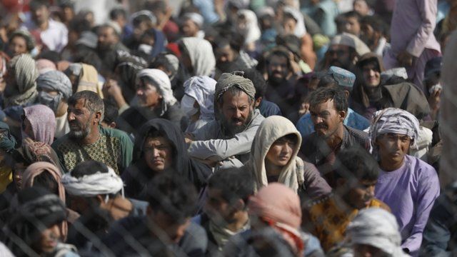 Los refugiados afganos buscan una salida de su país tras los últimos hechos acontecidos / BBC