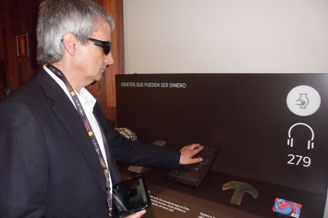 Las personas con discapacidad merecen que el Gobierno invierta dinero en mejorar la accesibilidad del sector cultural / Cadena SER