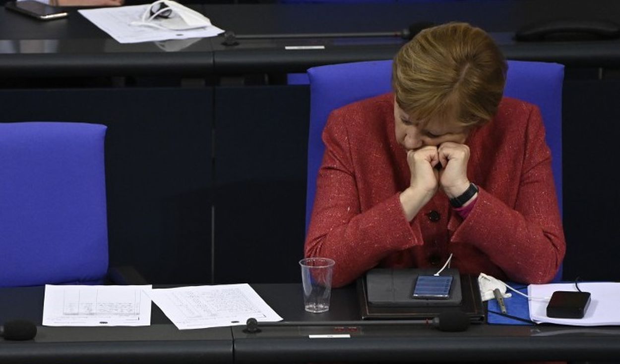 Angela Merkel, minutos antes de llorar / La República