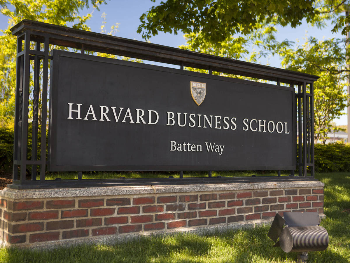 Harvard es la mejor universidad del mundo y la mejor en España es la Universidad de Barcelona / El Confidencial