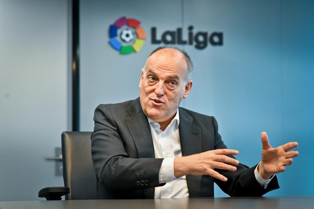 El presidente de LaLiga, Javier Tebas, anunció que CVC se convertía en nuevo inversor de la competición / El Mundo 