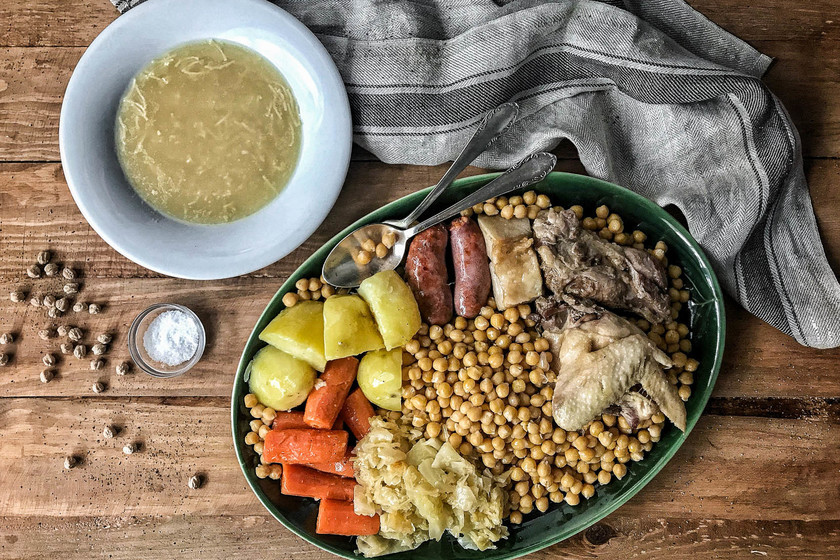 El cocido madrileño es uno de los reyes de la cocina durante las tardes de invierno / Directo al Paladar
