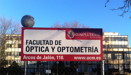 La Facultad de Óptica y Optometría de la Universidad Complutense busca convertirse en una referencia internacional / Óptica por la Cara