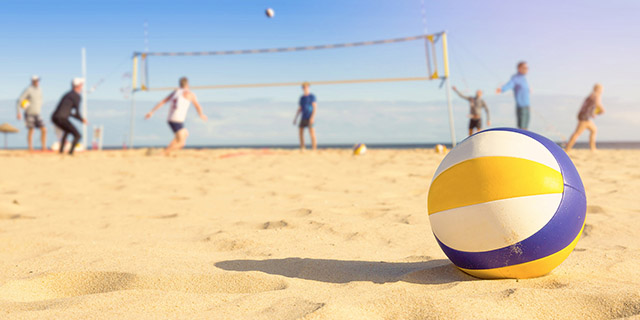El vóley playa es una de las modalidades de deporte inclusivo que se pueden practicar en la playa / Dónde Deporte