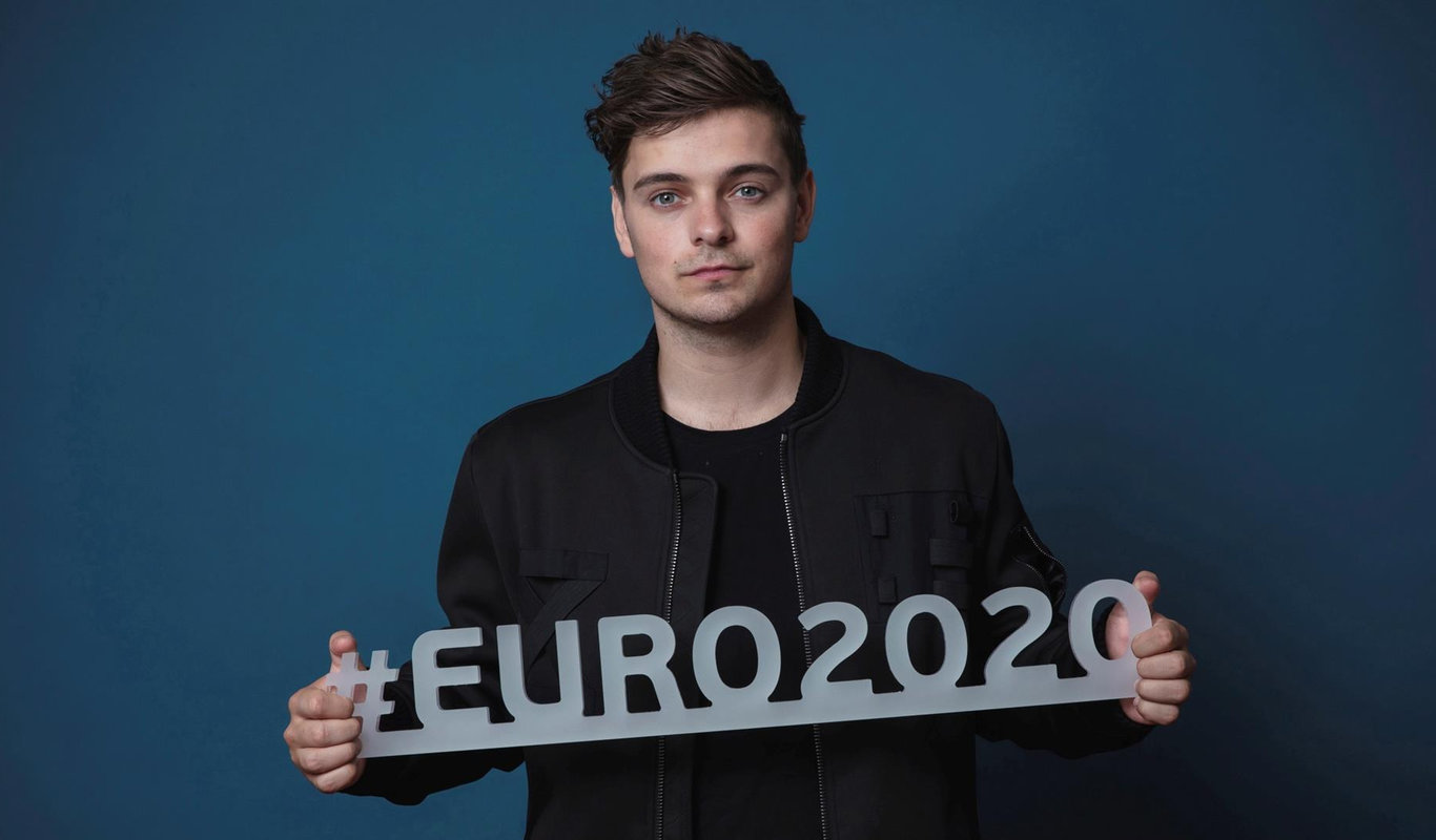 Martin Garrix posa con el hastag #EURO2020 / Atlántico