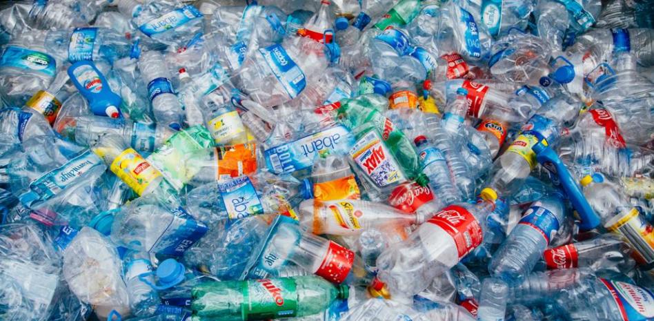 El plástico es uno de los materiales que más contamina / La Vanguardia