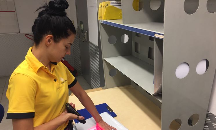 Las nuevas PDA de Correos llegarán a las oficinas que se encuentran en entornos rurales / Región Digital