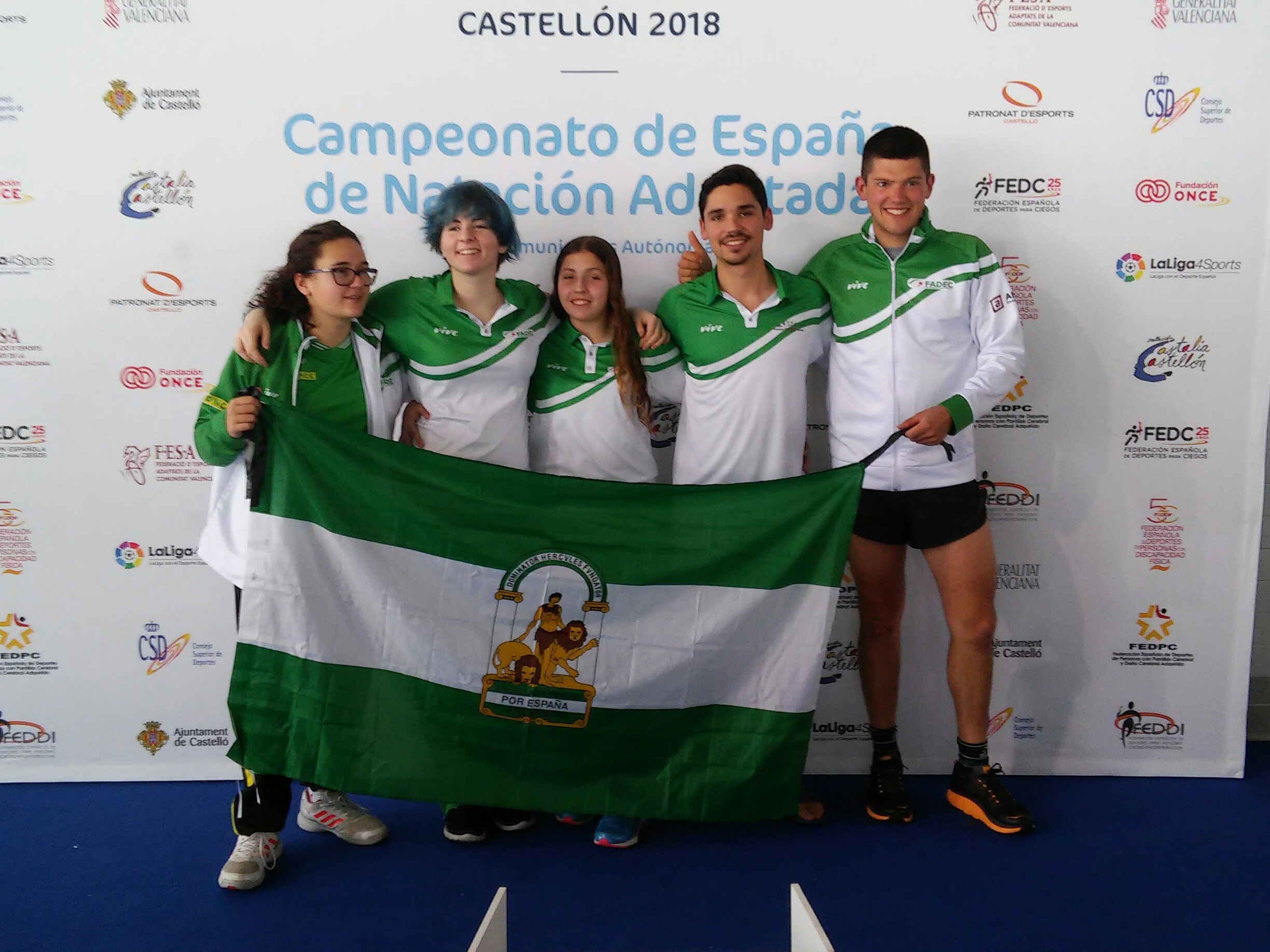 Andrea Rodríguez, primera por la izquierda, en los Campeonatos Nacionales de Castellón / FADC