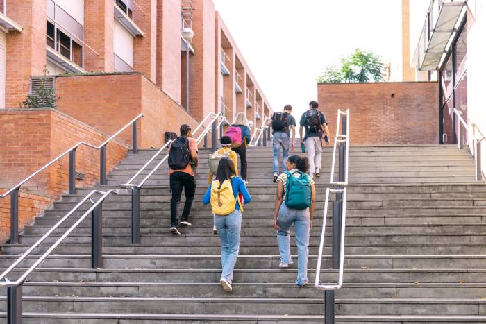becas universitarias