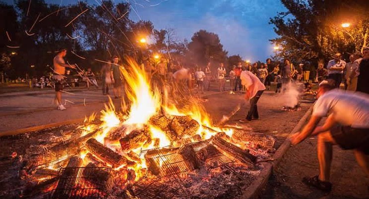 bofetada Certificado Culo San Juan: Conoce cuál es la historia y el origen de esta fiesta