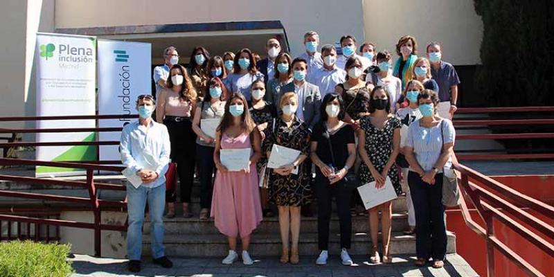 600 personas vulnerables reciben la tarjeta monedero de Alimentos por la Inclusión. 600 personas vulnerables reciben la tarjeta monedero de Alimentos por la Inclusión.