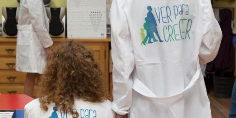 Los ópticos proceden de empresas que han querido hacerse voluntarias en esta iniciativa ópticos voluntarios en Madrid
