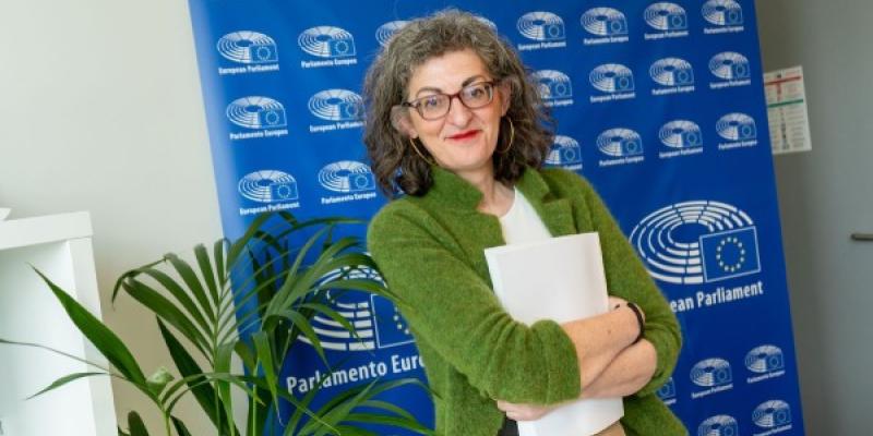 La eurodiputada Maite Pagazurtundua en el Parlamento Europeo 