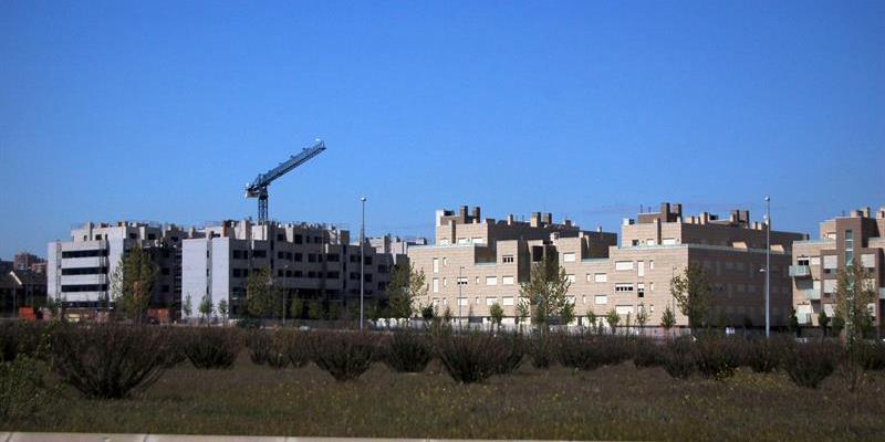 14381775w