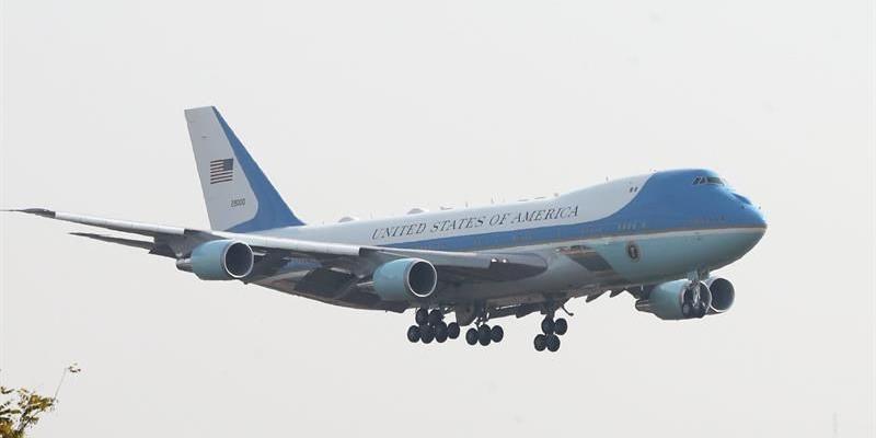 14431425w