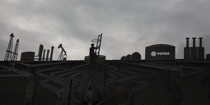 15155896w