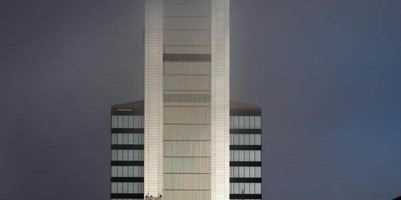 15184013w