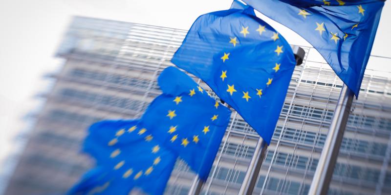 España, a la cabeza del paro en la Zona Euro. Déficit excesivo
