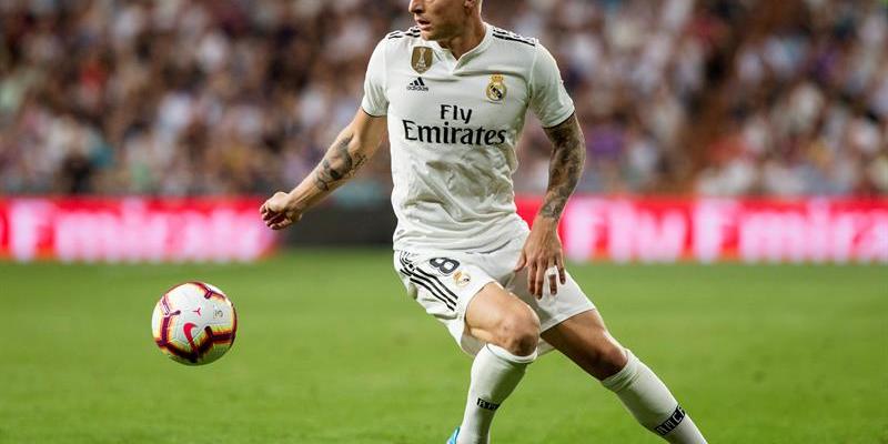 Toni Kroos amplía su contrato hasta junio de 2023.
Toni Kroos renueva su contrato.
