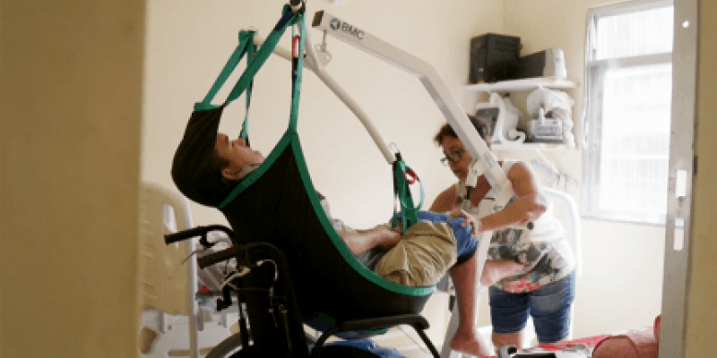 La Fundación ONCE constata carencias de accesibilidad física en centros de salud y hospitales por falta de adecuación. La Fundación ONCE constata carencias de accesibilidad física en centros de salud y hospitales por falta de adecuación.