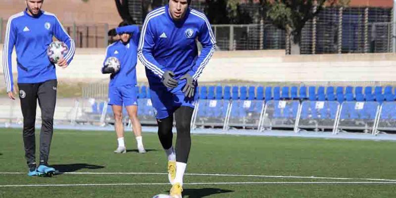 Adrián Carrasco / Las Rozas CF Adrián Carrasco sorteará prendas deportivas a beneficio de El Sueño de Vicky