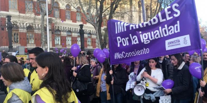 Amnistía Internacional pide acabar con los discursos misóginos Mujeres en la huelga por el 8M. Foto de AI