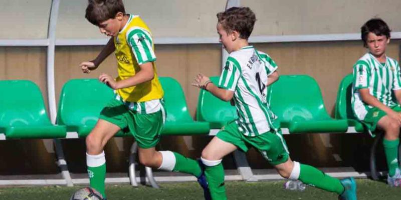 Betis / Real Betis Betis Academy, la nueva iniciativa de la Fundación Real Betis, llega a Ciudad de México